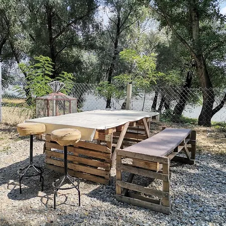 Exit With Bungalow, Mobile Home, Tents, And Empty Spots With Private Acces To The Kemping *