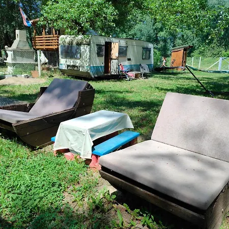 Exit Camping With Bungalow, Mobile Home, Tents, And Empty Spots With Private Acces To The Beach